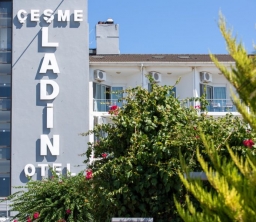 Ladin Hotel